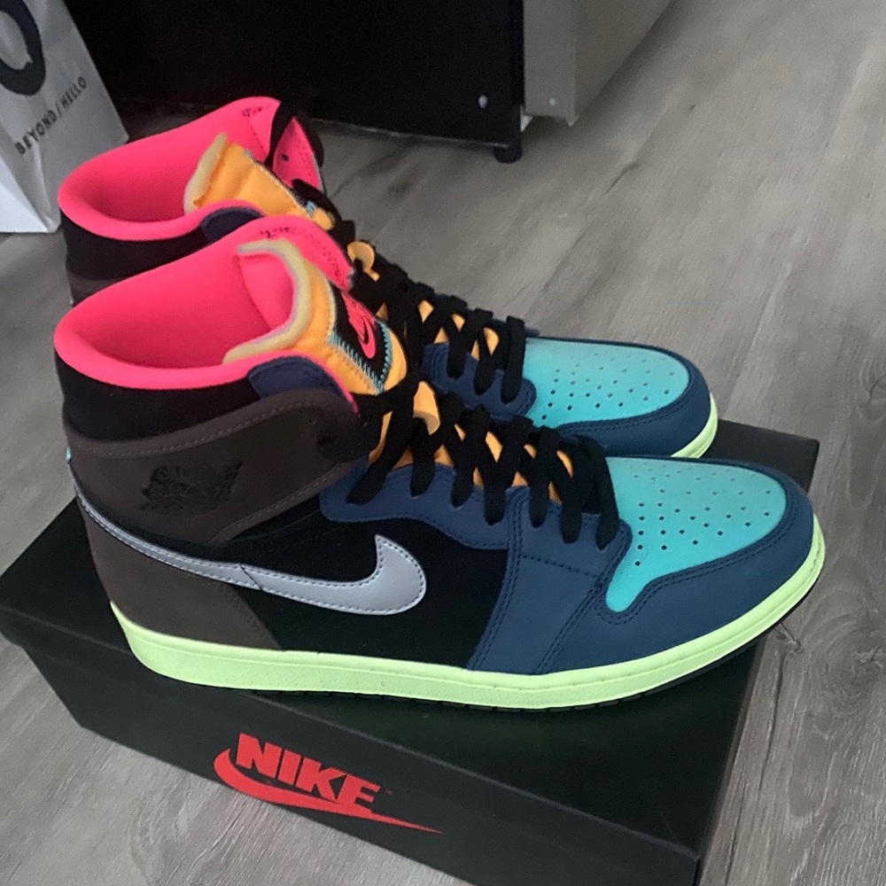 Retro BioHack 1’s